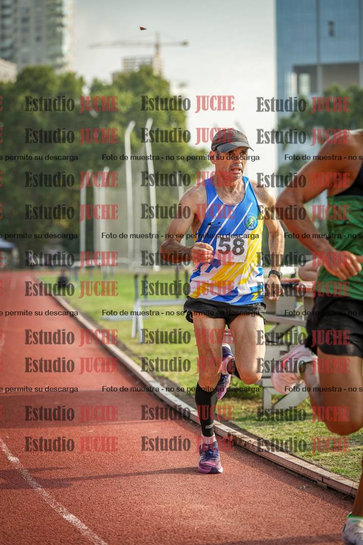 Fotos de los 3000 m llanos de varones