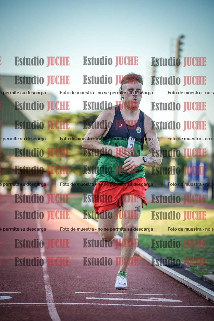 Fotos de los 3000 m llanos de varones