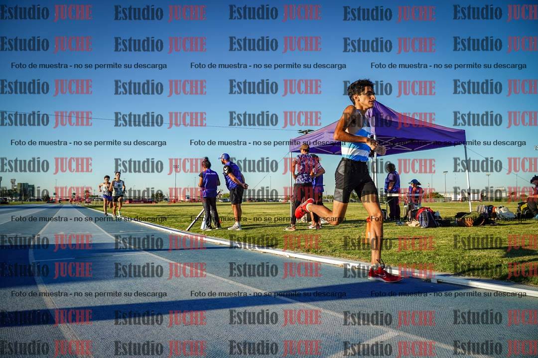 Fotos de los 1500 m llanos de varones