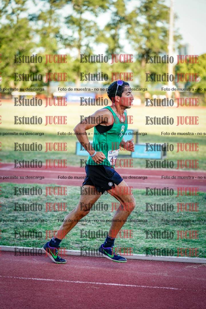 Fotos de los 3000 m llanos de varones