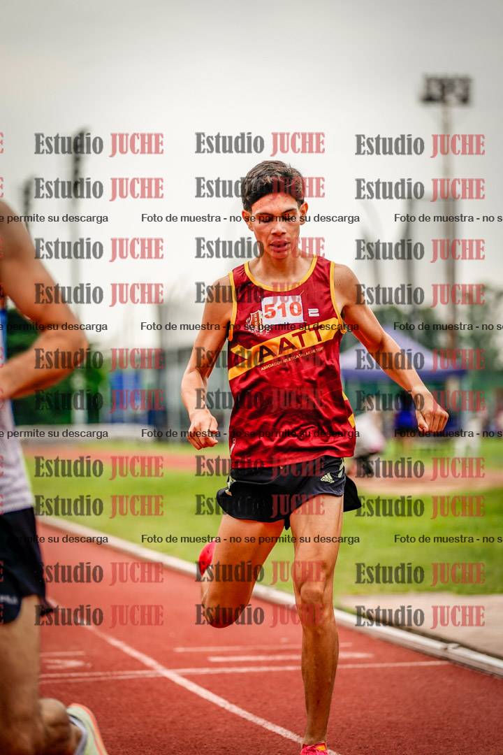 Fotos de los 800 m de varones