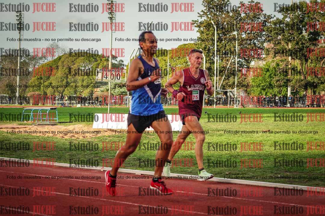 Fotos de los 3000 m llanos de varones