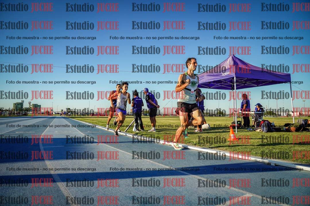 Fotos de los 1500 m llanos de varones