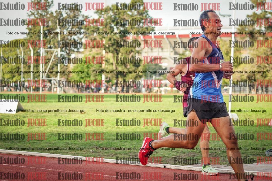 Fotos de los 3000 m llanos de varones