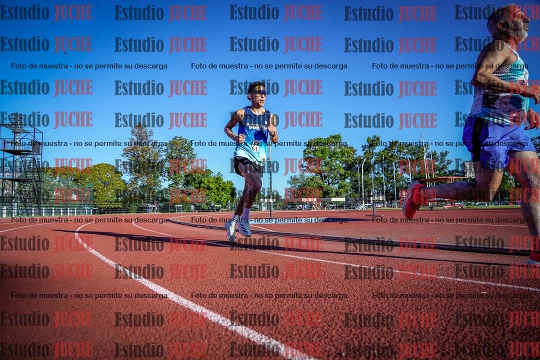 Fotos de los 3000 m llanos de varones
