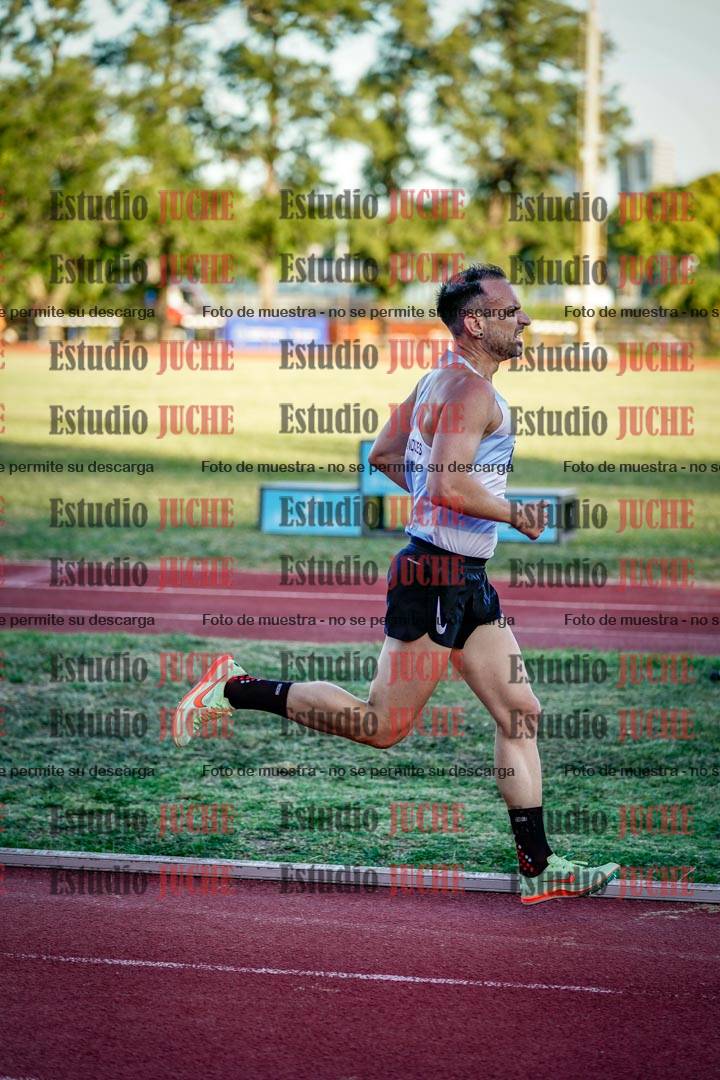Fotos de los 3000 m llanos de varones