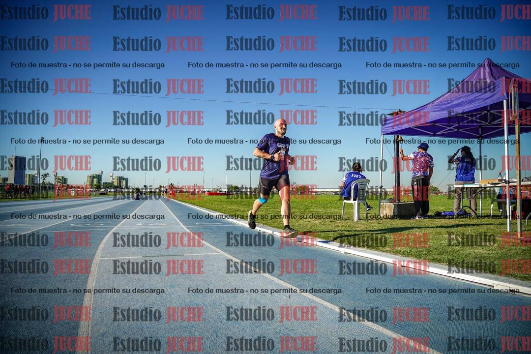 Fotos de los 3000 m llanos de varones