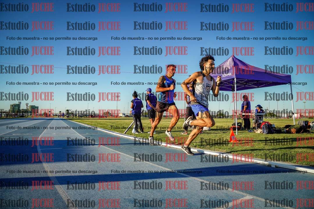 Fotos de los 1500 m llanos de varones