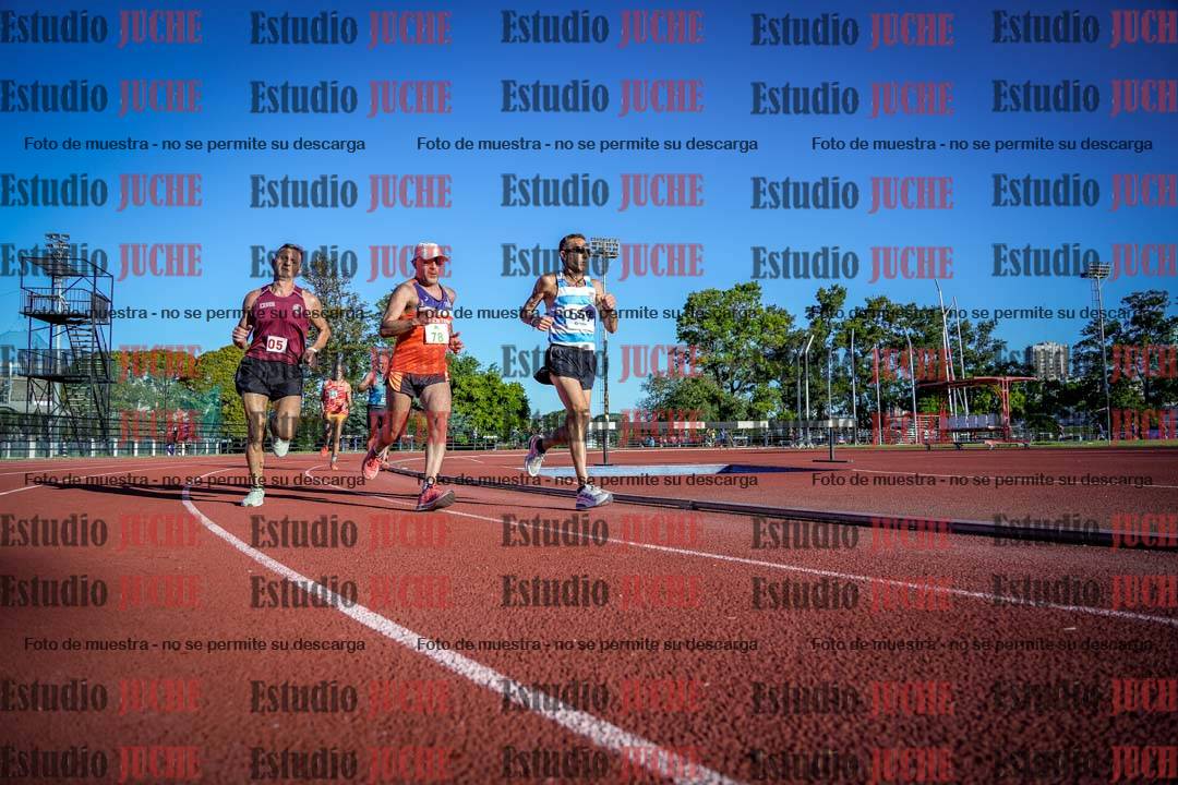 Fotos de los 3000 m llanos de varones