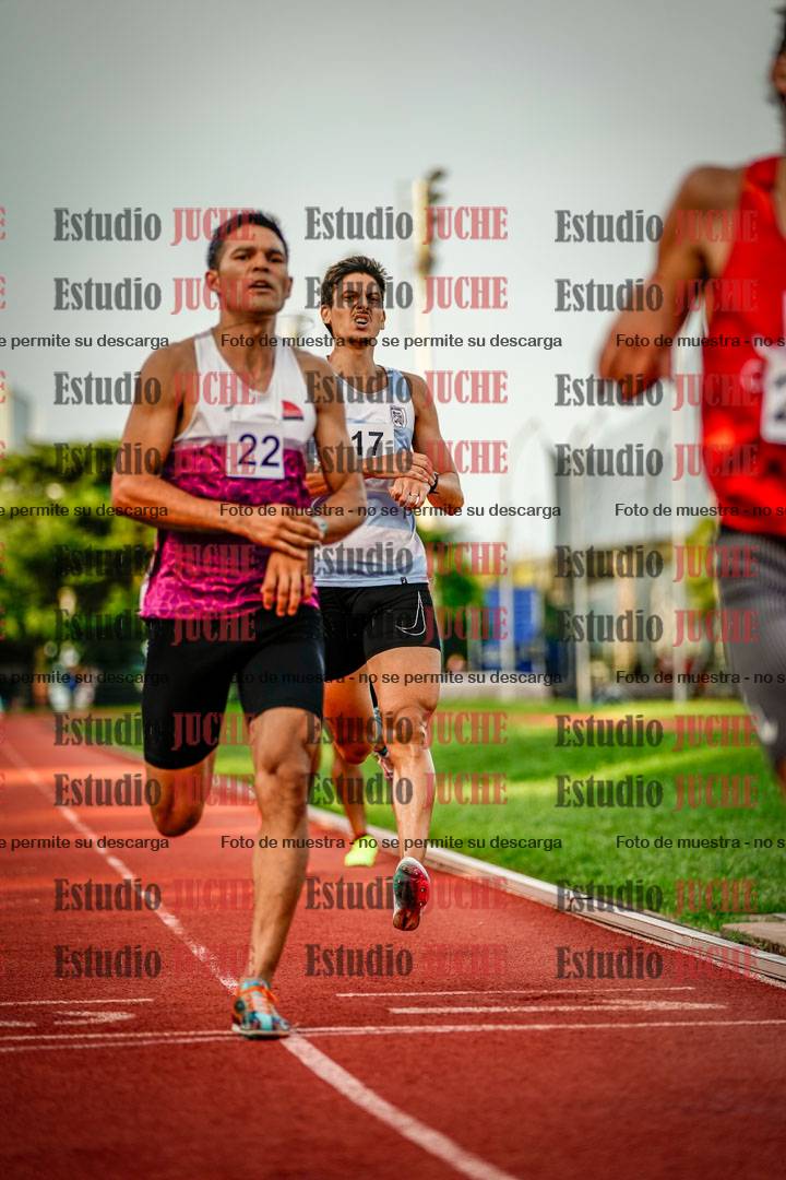 Fotos de los 1500 m llanos de varones