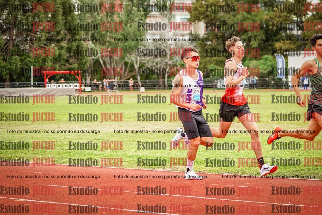 Fotos de los 3000 m llanos de varones
