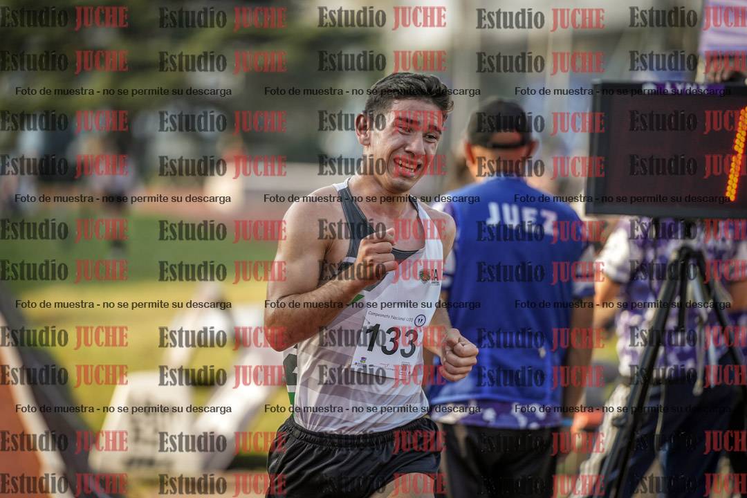 Fotos de los 5000 m llanos de varones