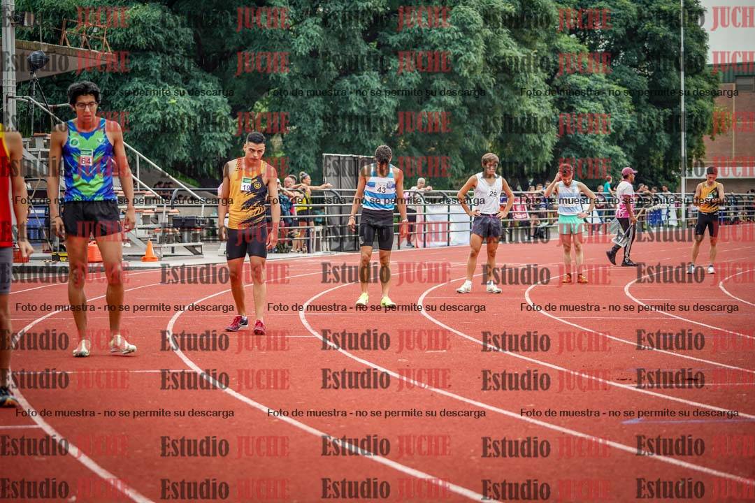 Fotos de los 800 m de varones