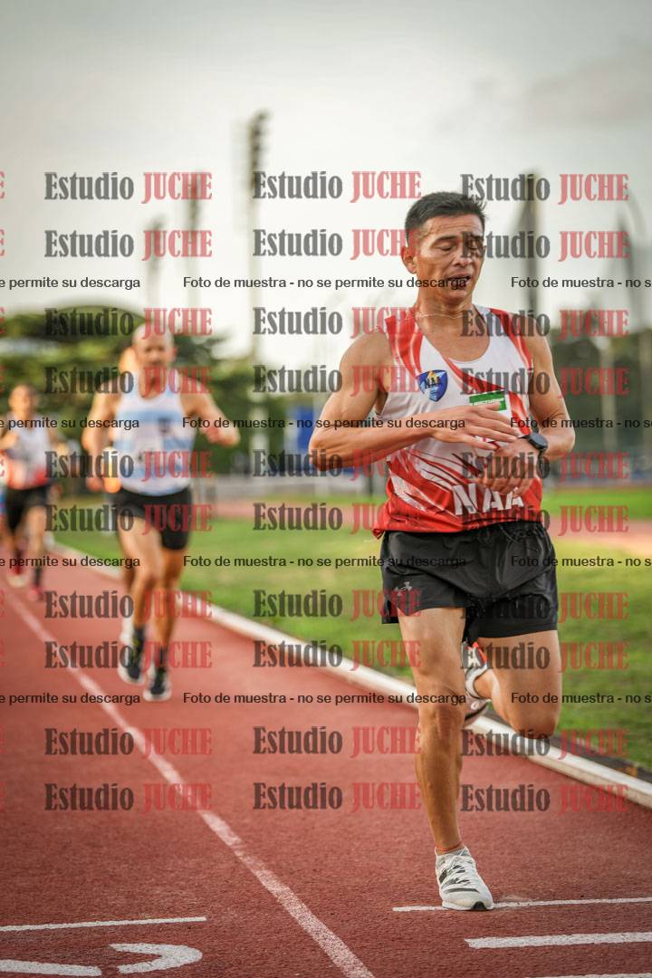 Fotos de los 3000 m llanos de varones