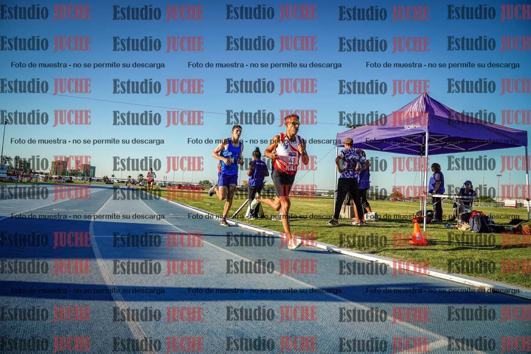 Fotos de los 1500 m llanos de varones