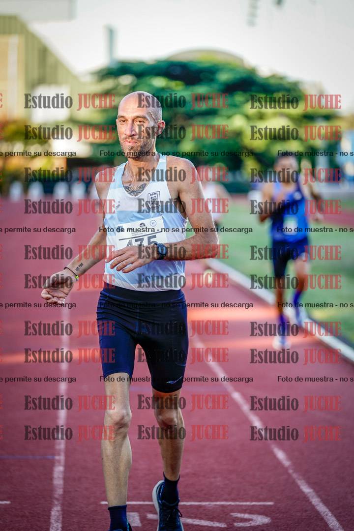 Fotos de los 3000 m llanos de varones