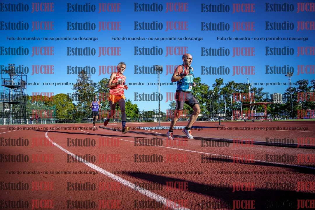 Fotos de los 3000 m llanos de varones