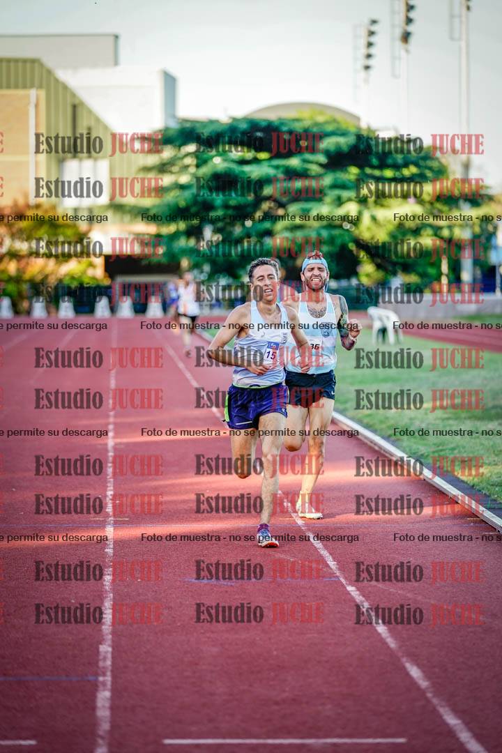 Fotos de los 3000 m llanos de varones