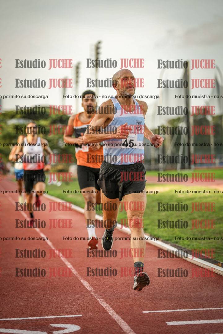 Fotos de los 3000 m llanos de varones