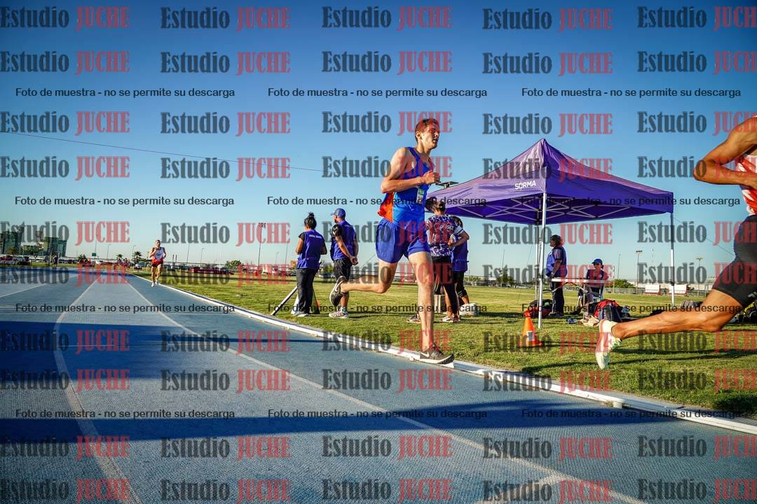 Fotos de los 1500 m llanos de varones