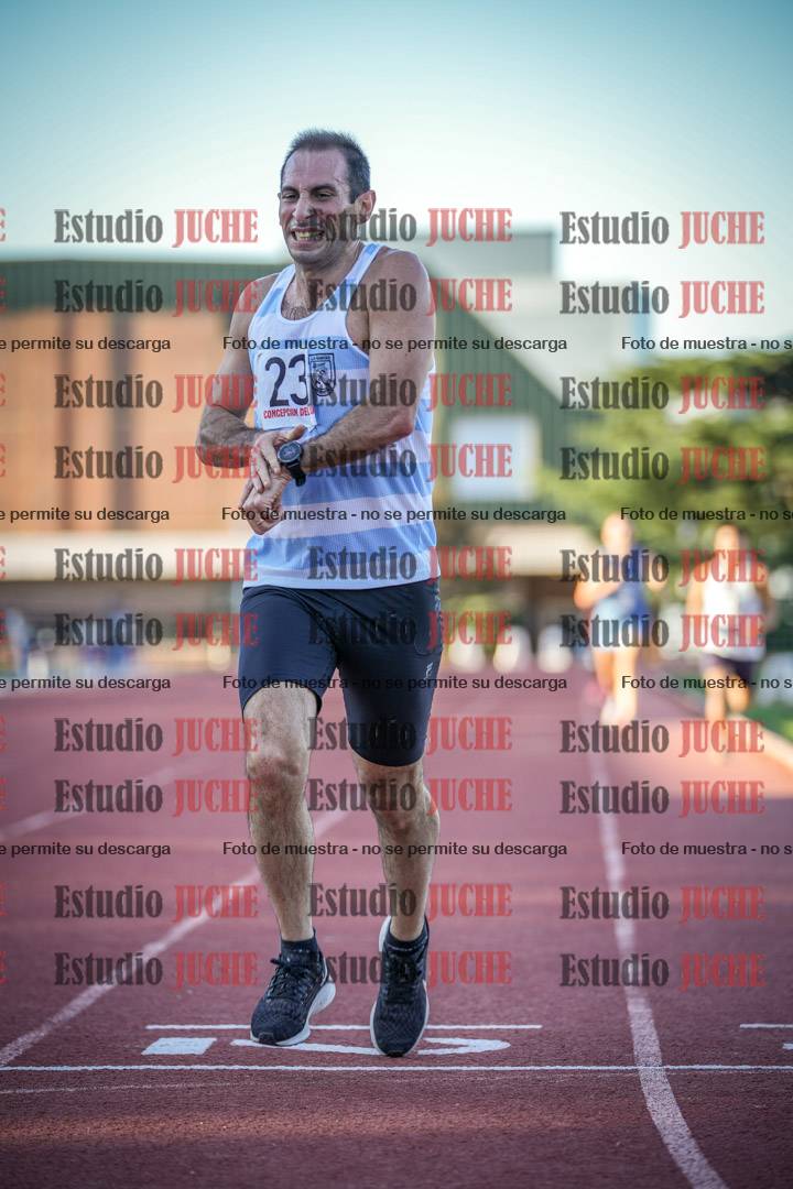 Fotos de los 3000 m llanos de varones