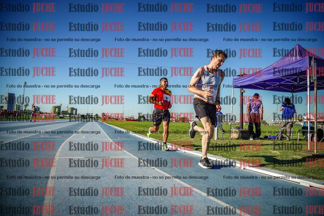 Fotos de los 3000 m llanos de varones