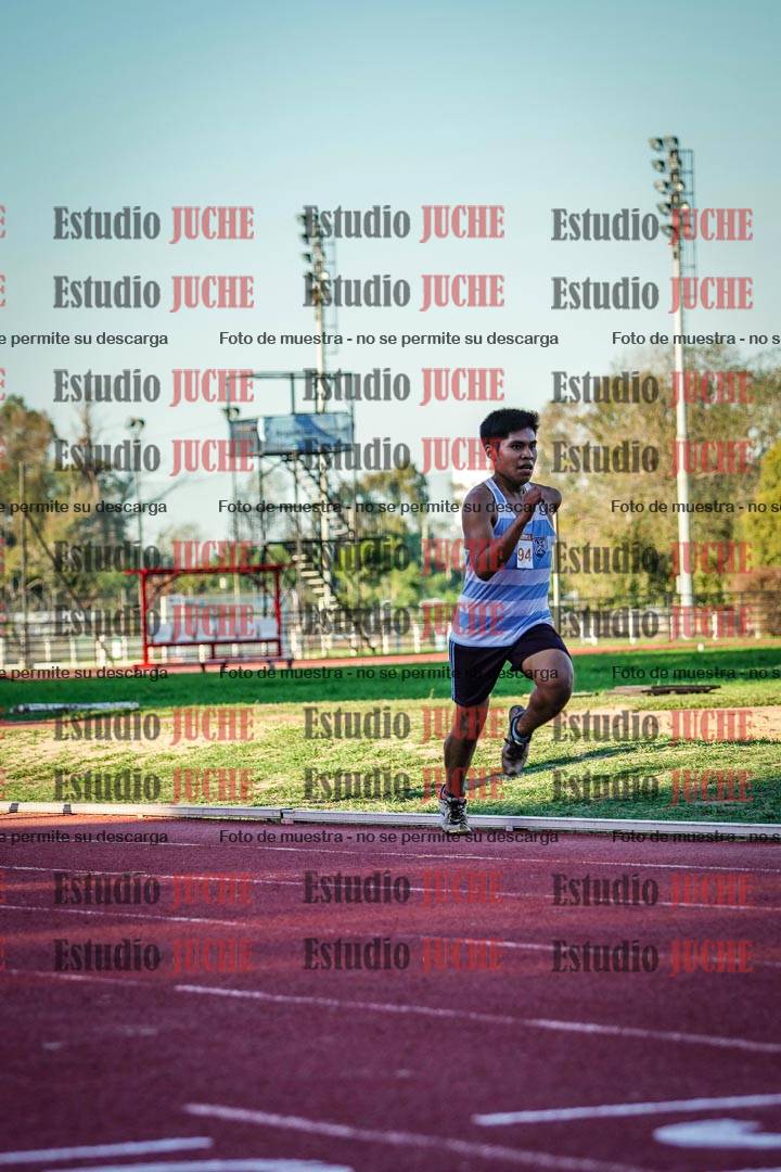 Fotos de los 3000 m llanos de varones