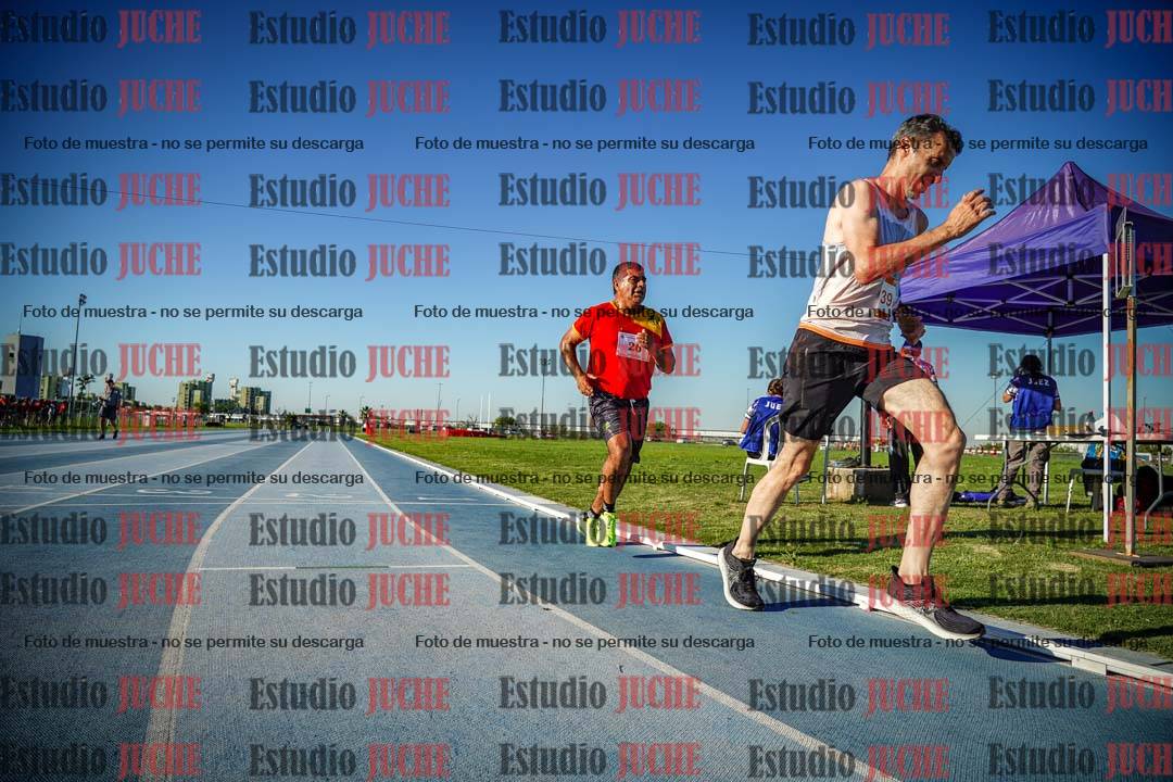 Fotos de los 3000 m llanos de varones