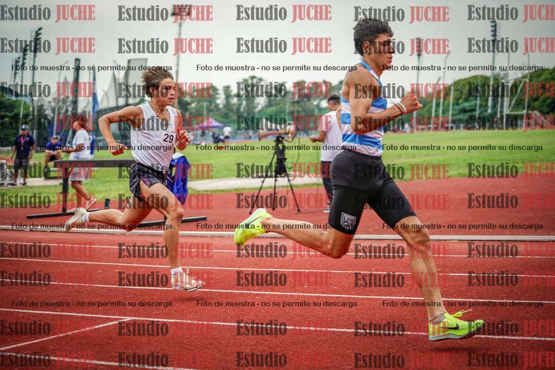 Fotos de los 800 m de varones