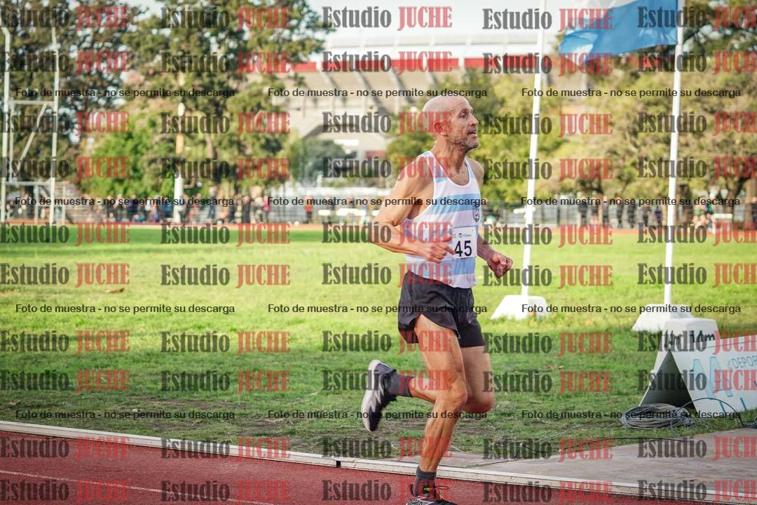 Fotos de los 3000 m llanos de varones