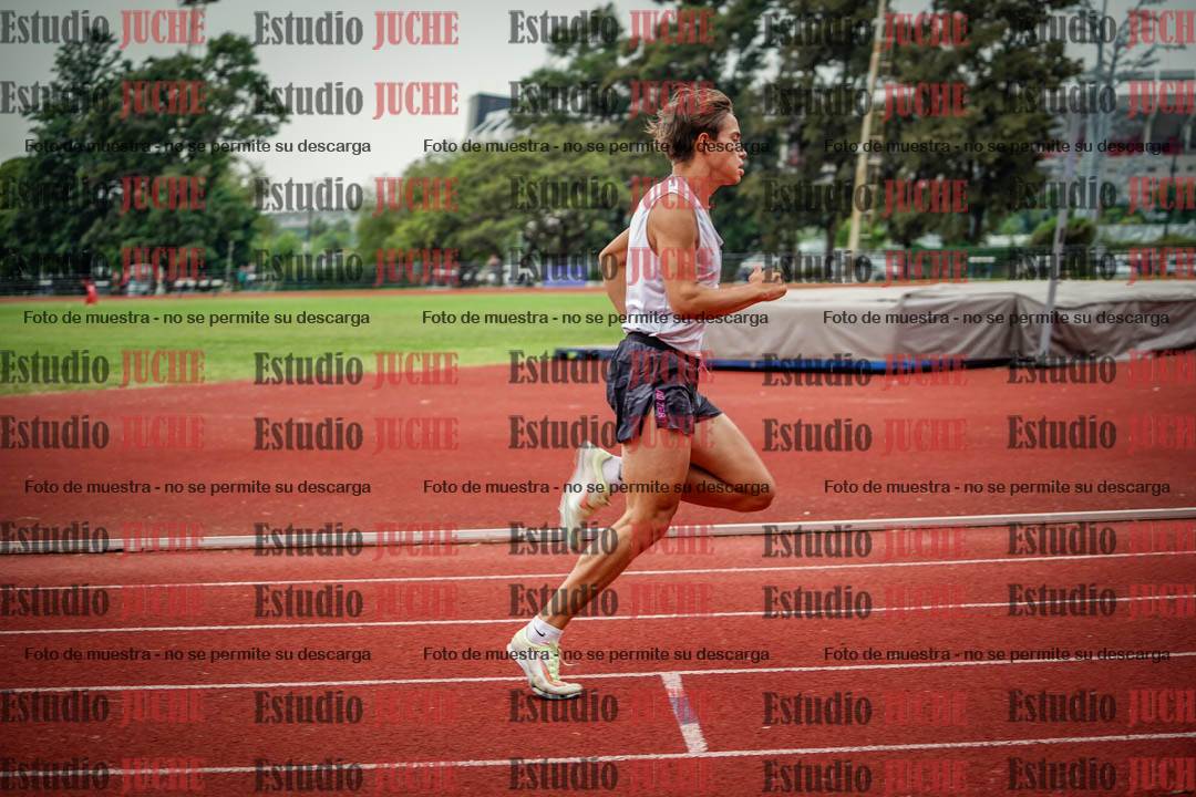 Fotos de los 800 m de varones