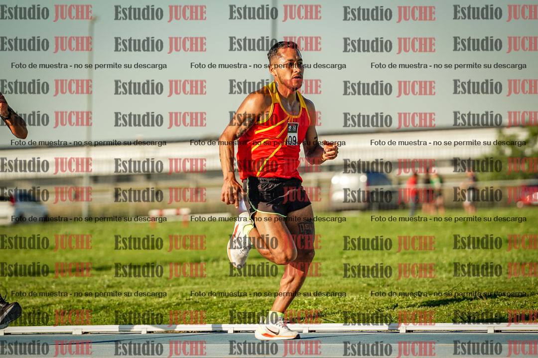 Fotos de los 3000 m llanos de varones