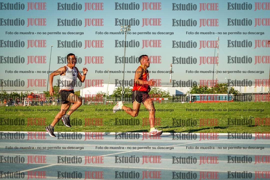 Fotos de los 3000 m llanos de varones
