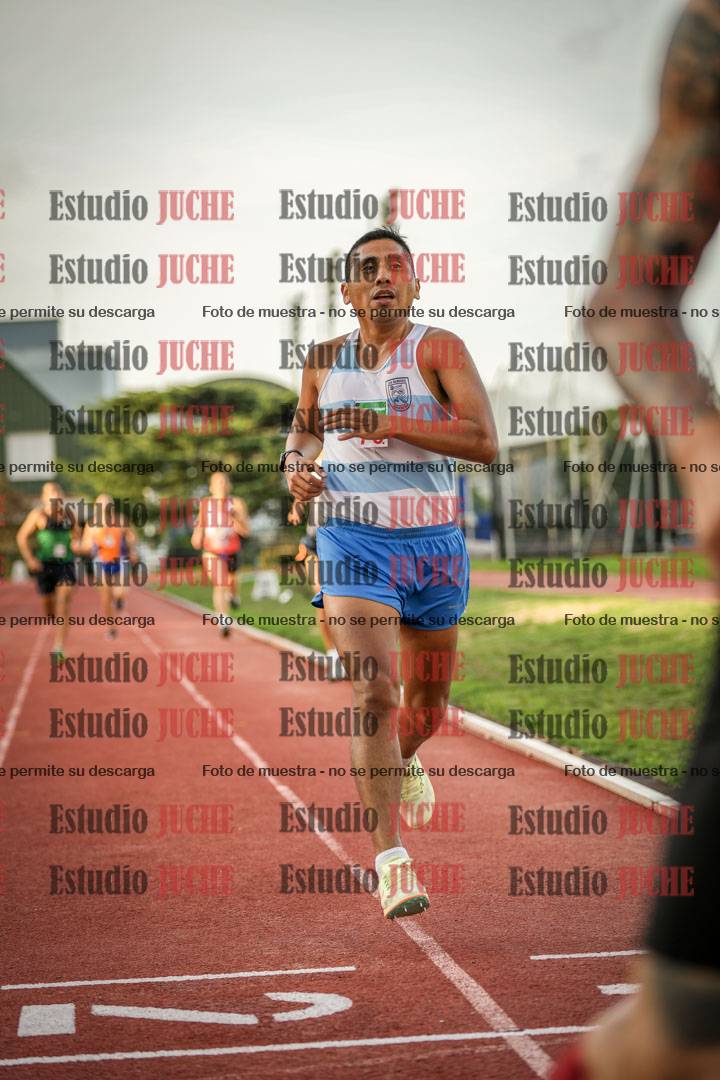 Fotos de los 3000 m llanos de varones