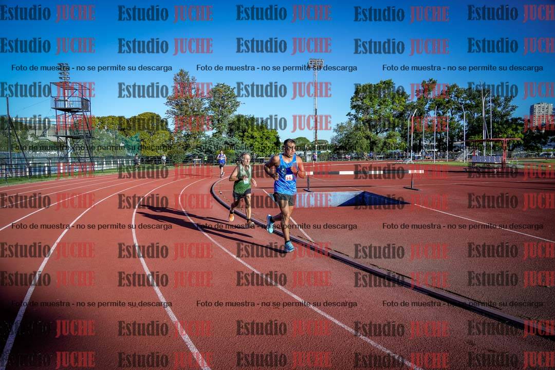 Fotos de los 3000 m llanos de varones
