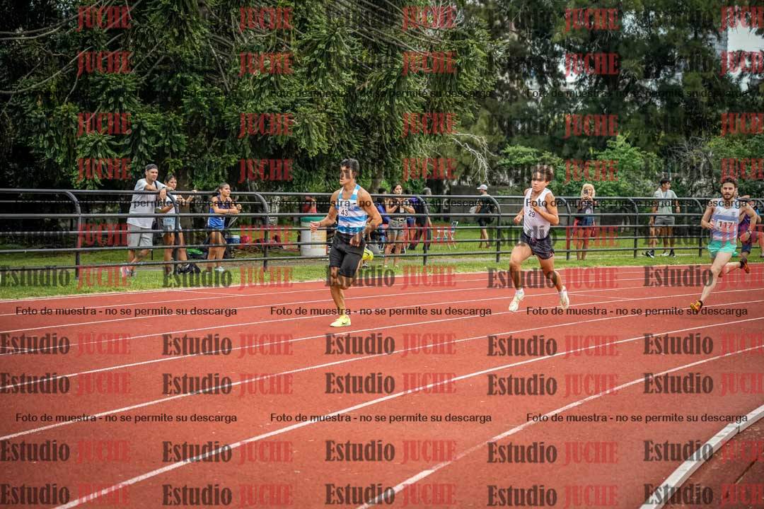 Fotos de los 800 m de varones