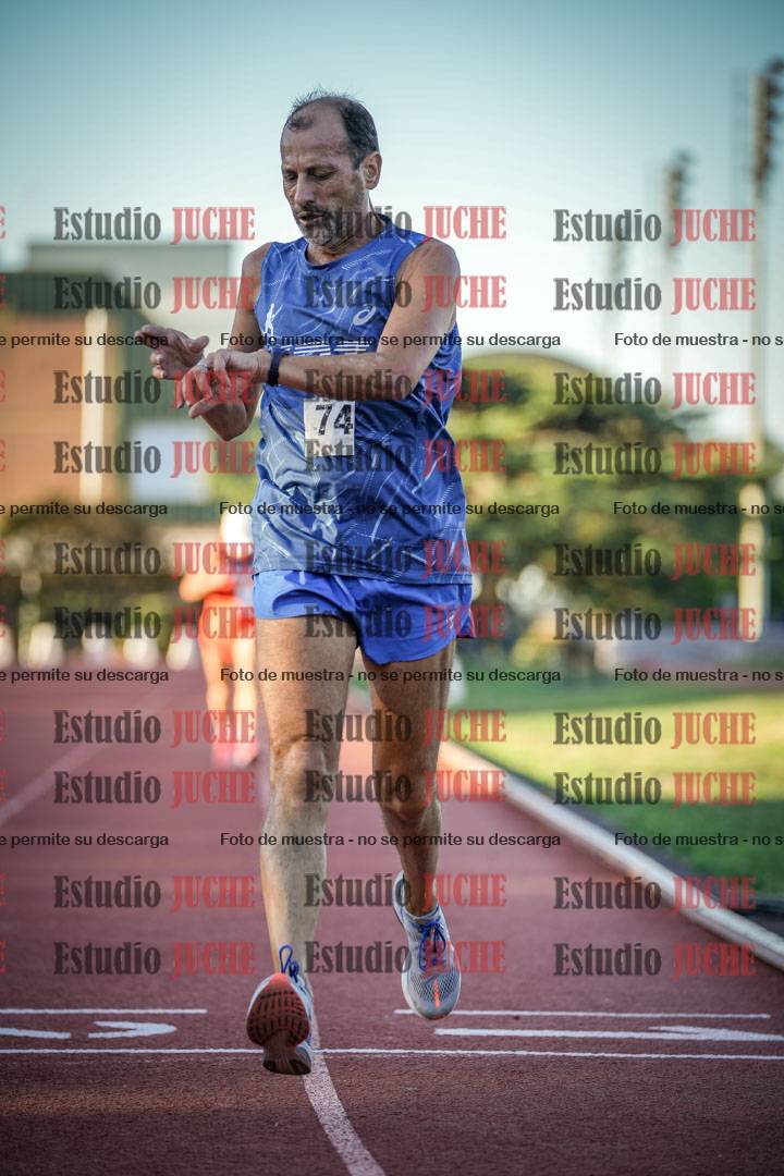 Fotos de los 3000 m llanos de varones
