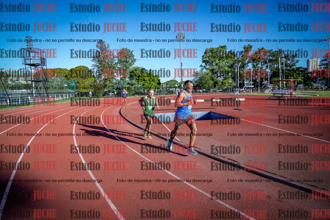 Fotos de los 3000 m llanos de varones