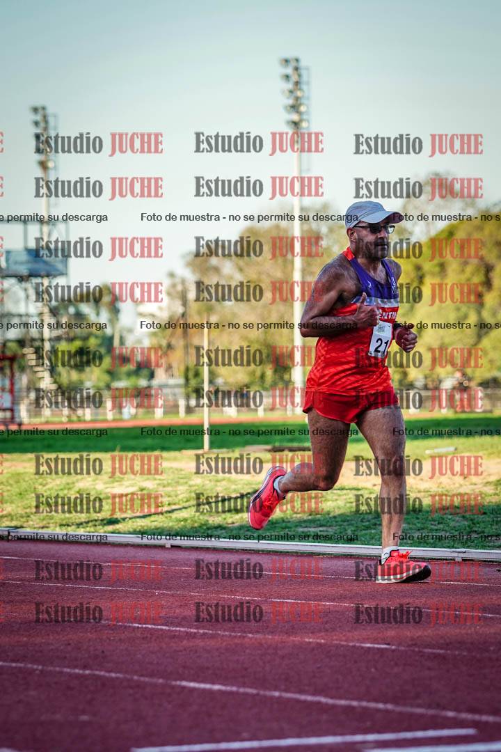 Fotos de los 3000 m llanos de varones