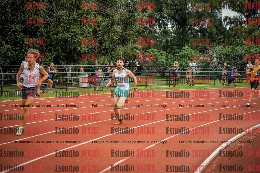 Fotos de los 800 m de varones