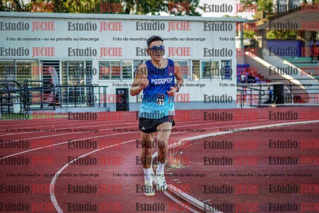 Fotos de los 3000 m llanos de varones