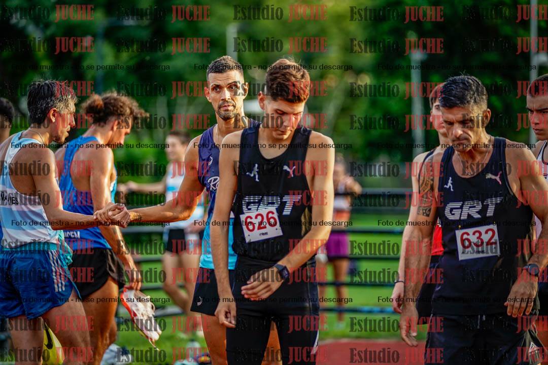 Fotos de los 1500 m llanos de varones