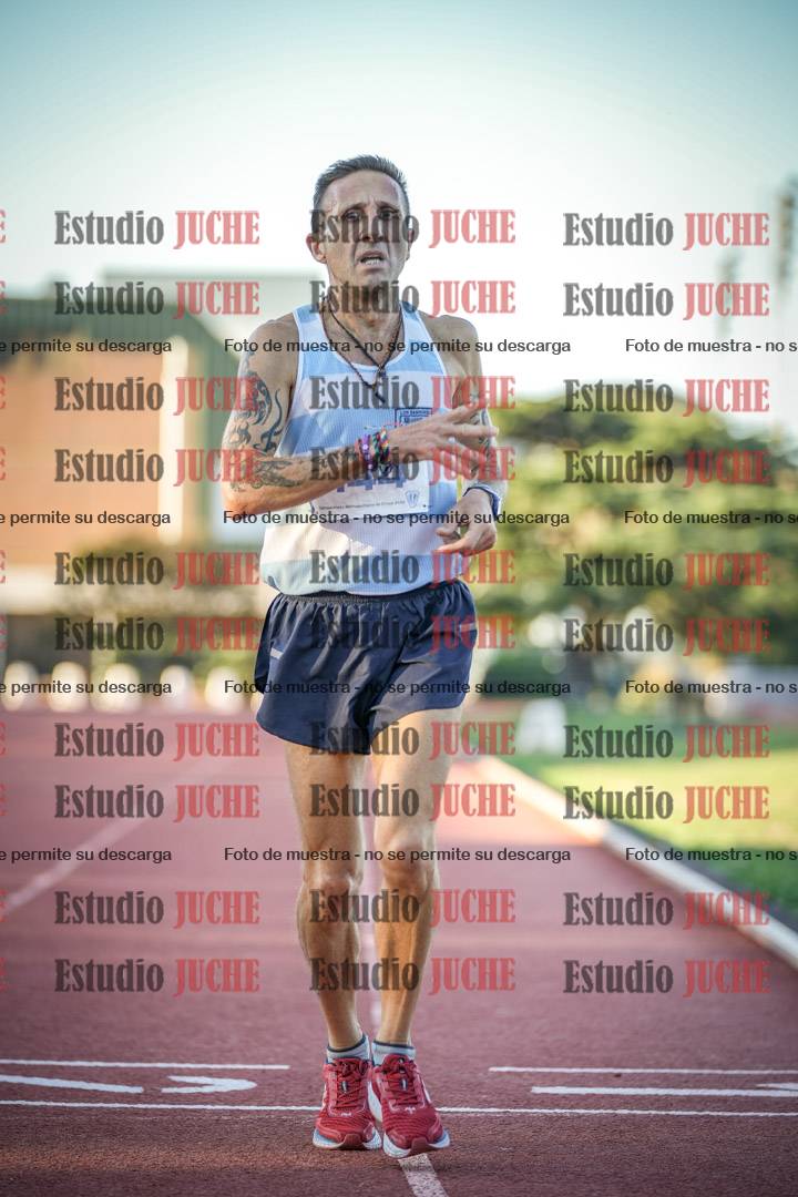Fotos de los 3000 m llanos de varones