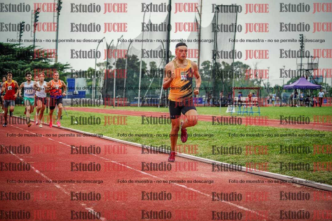 Fotos de los 800 m de varones