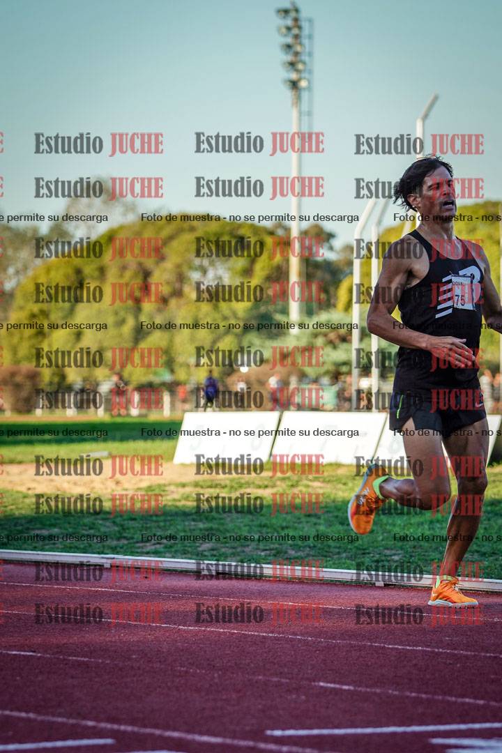 Fotos de los 3000 m llanos de varones