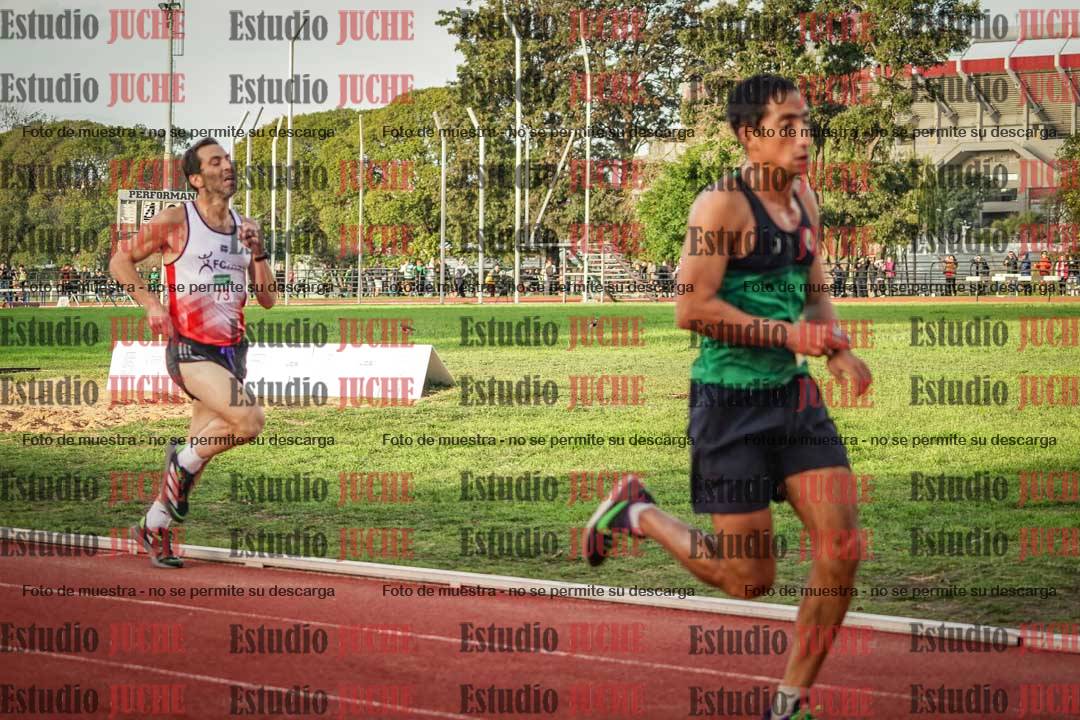 Fotos de los 3000 m llanos de varones