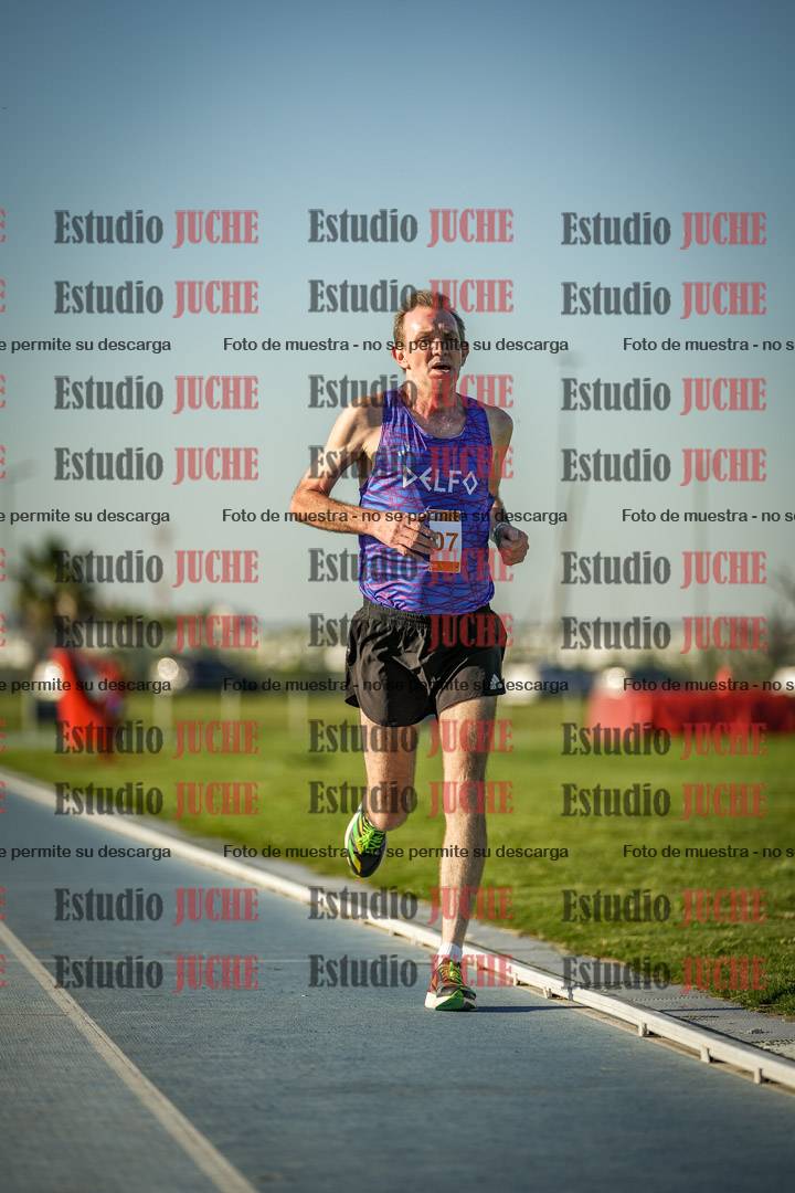 Fotos de los 3000 m llanos de varones