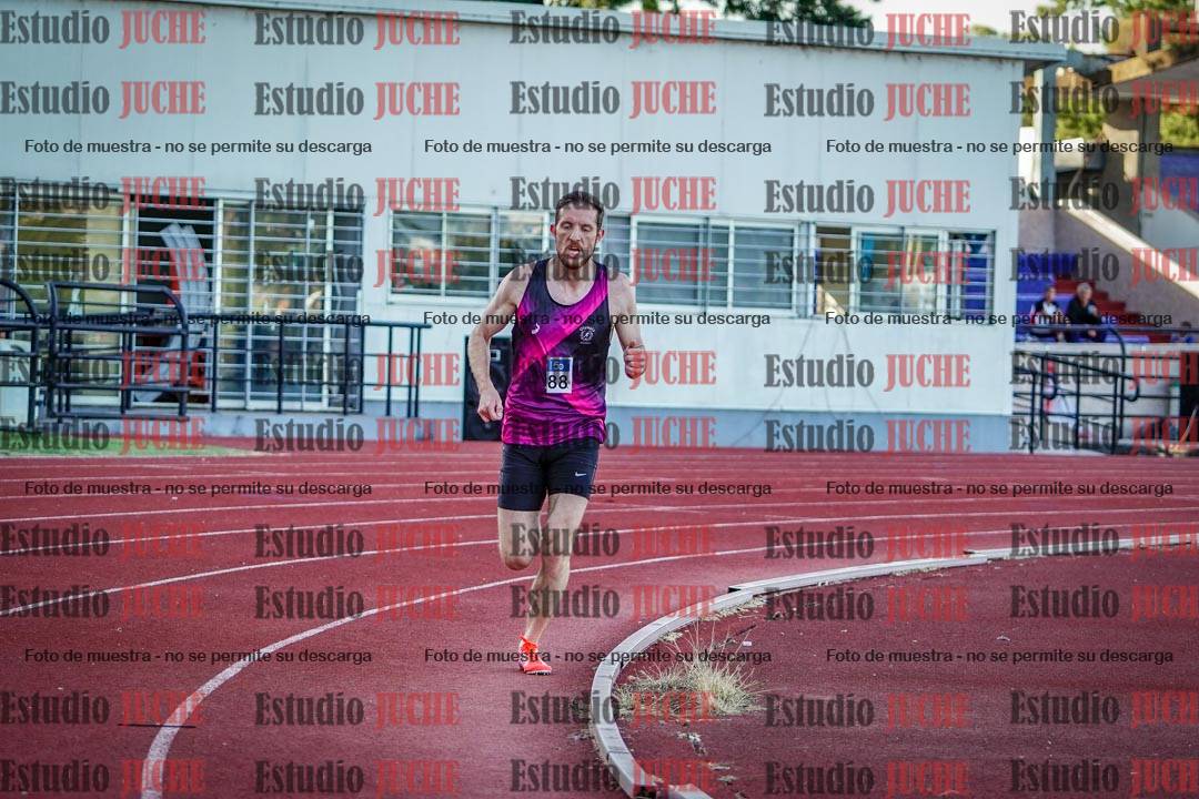 Fotos de los 3000 m llanos de varones