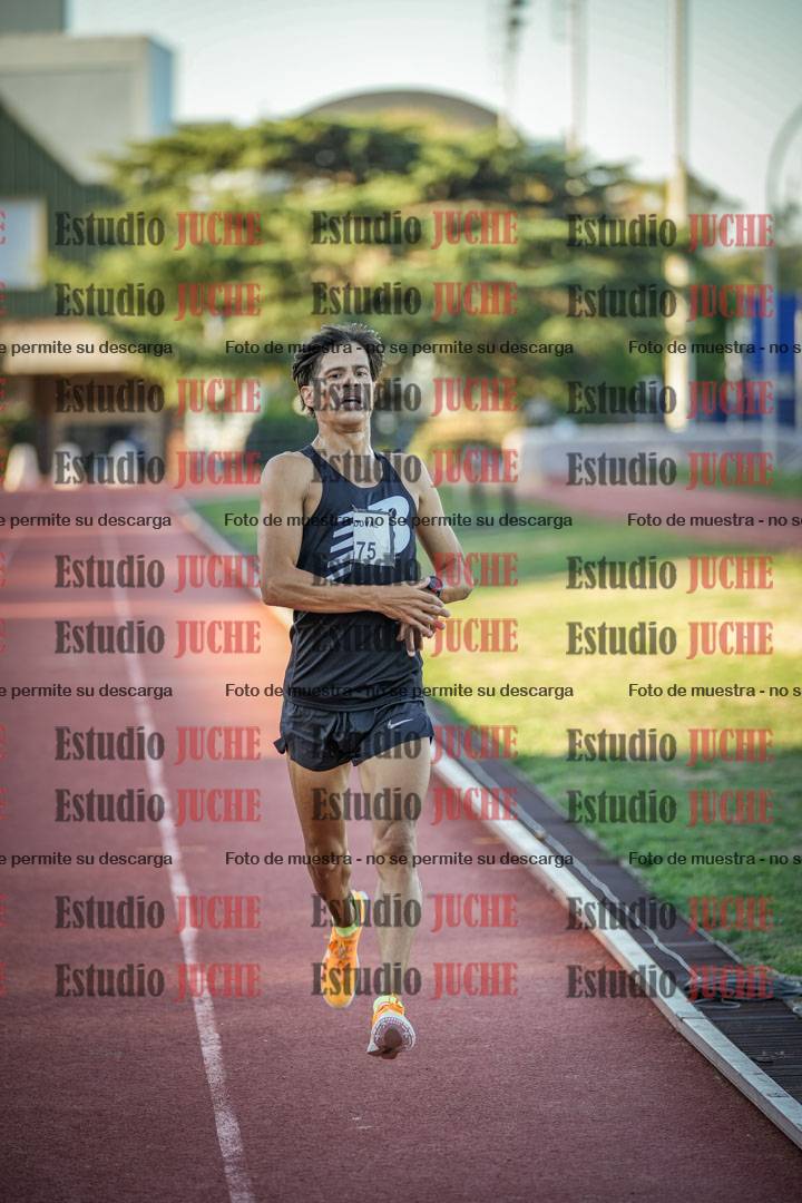 Fotos de los 3000 m llanos de varones
