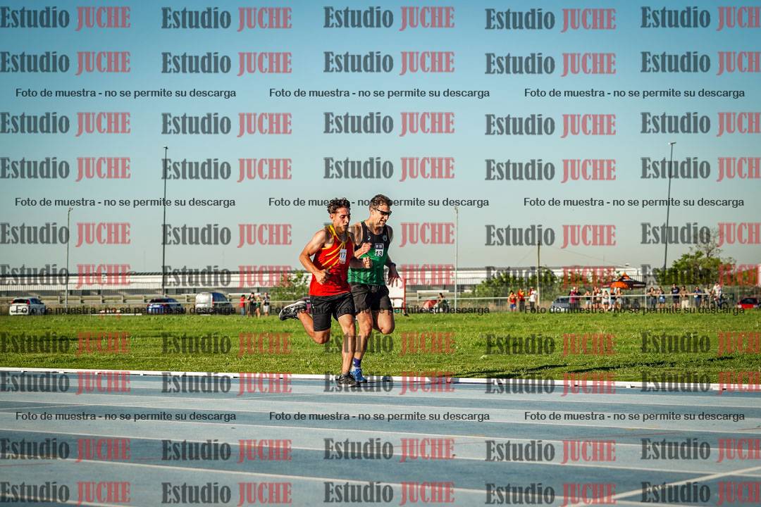 Fotos de los 3000 m llanos de varones